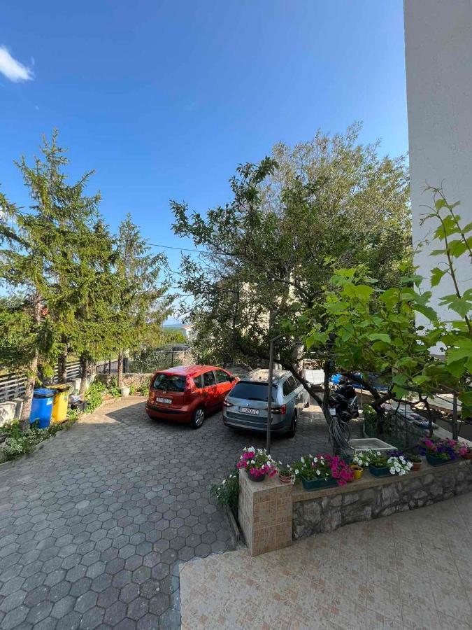 Appartamento Gita Omišalj Esterno foto